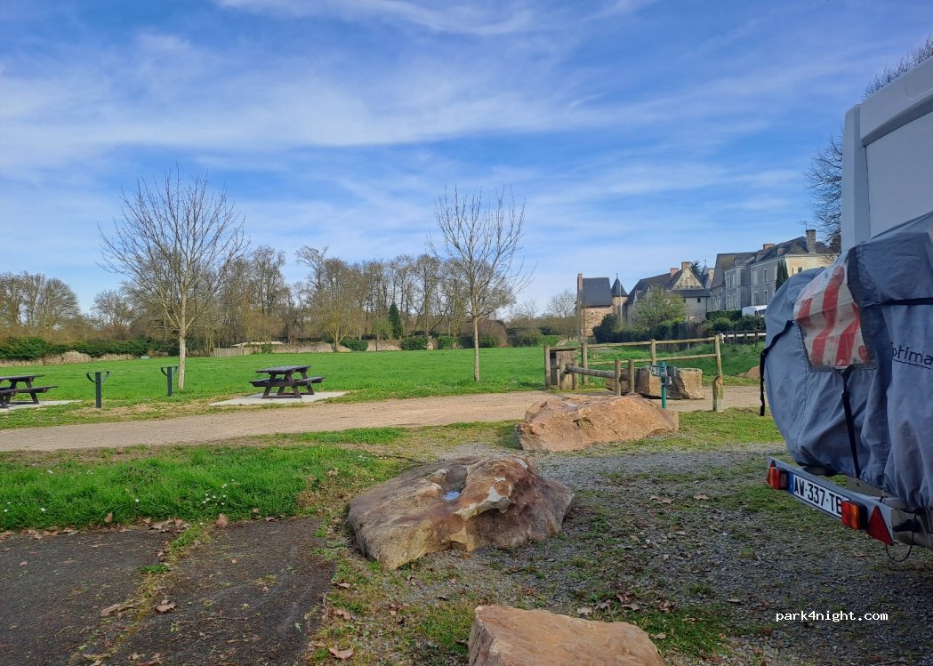 (49250) Saint-Rémy-la-Varenne - 12 Rue Saint-Aubin — foto 4
