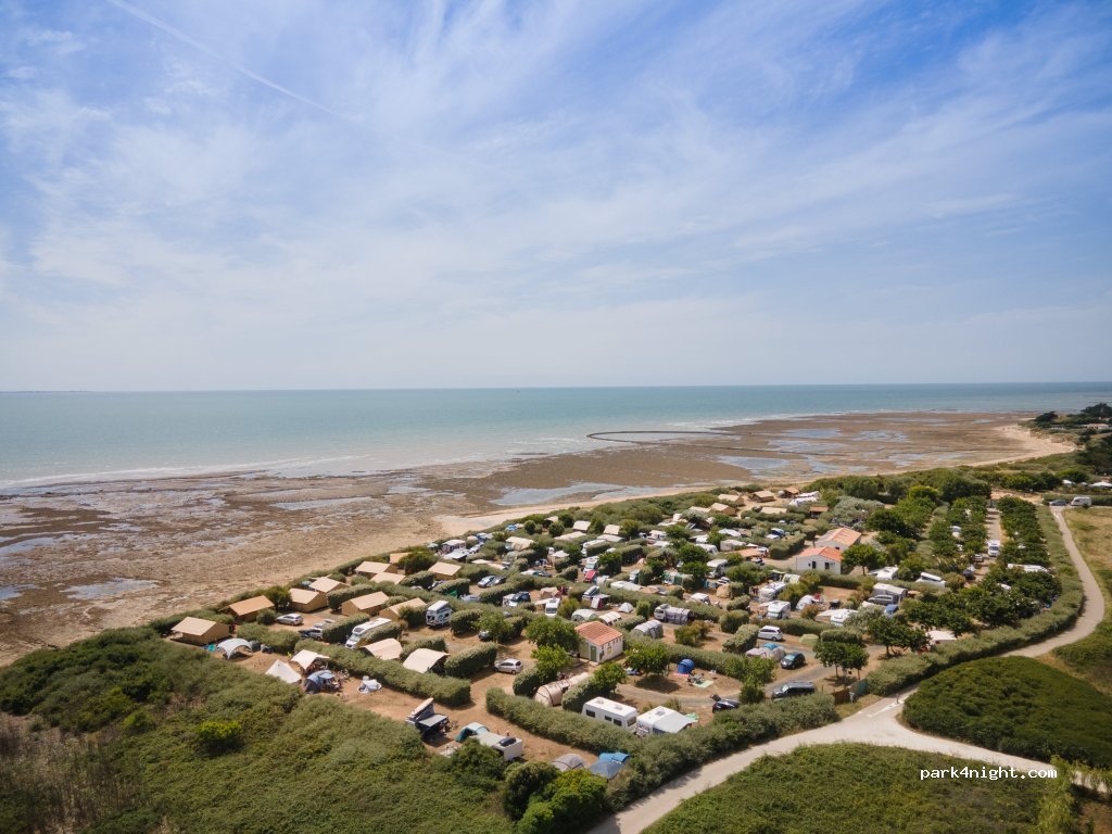 Camping Huttopia Côte Sauvage - Ile de Ré — foto