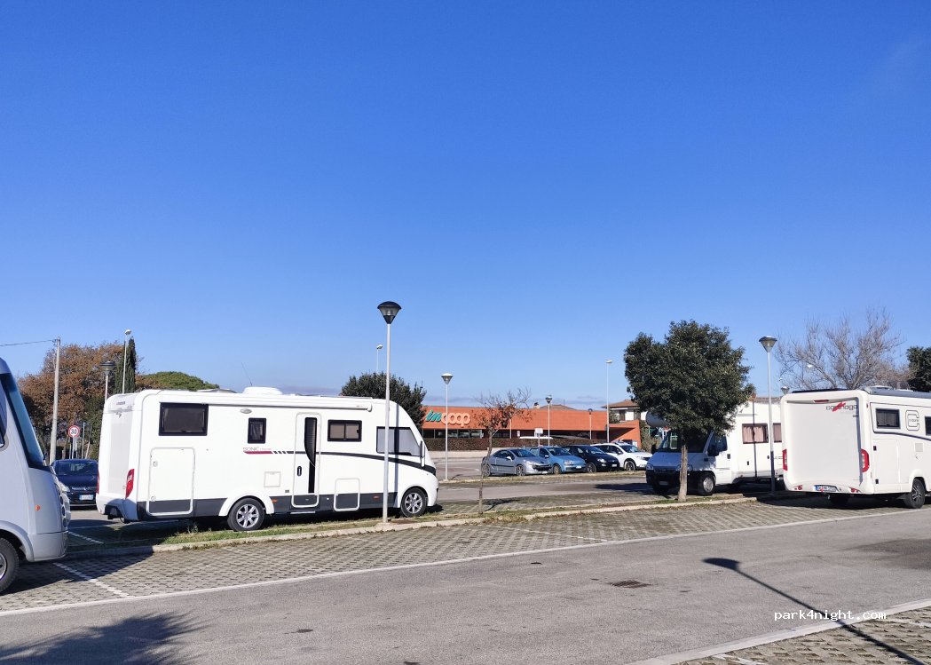 (57025) Riotorto - 1 Via De Amicis Edmondo — foto 3
