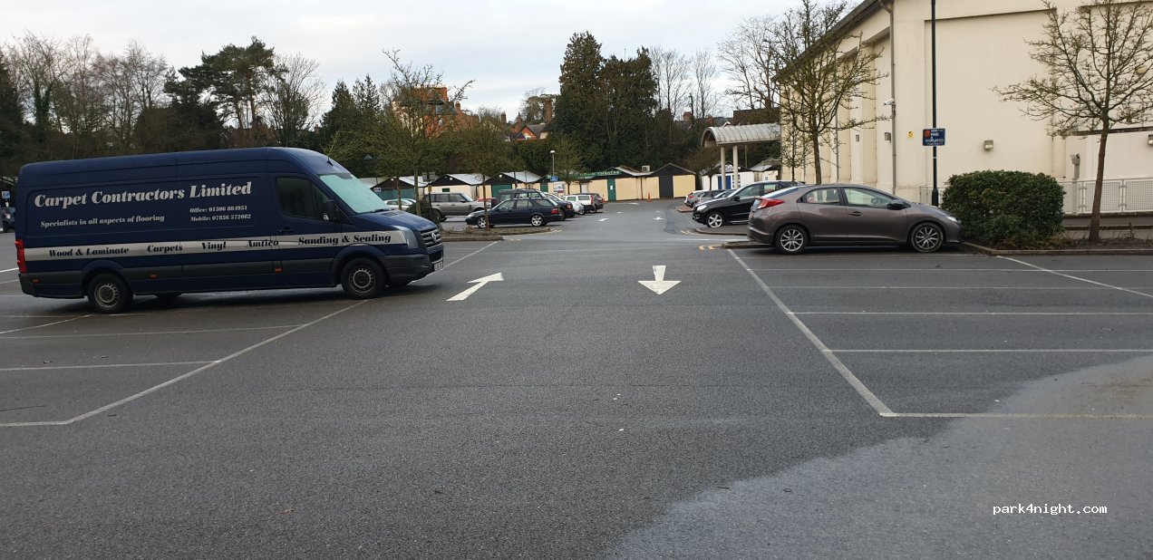 (RH4 1SN) Dorking - 9 Reigate Rd — foto 2