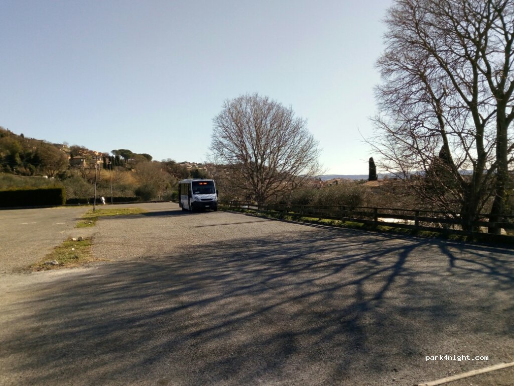 (00069) Trevignano Romano - 76 Strada Provinciale 4/a — foto