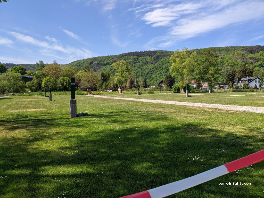Camping Beach Club Fachbach an der Lahn — foto