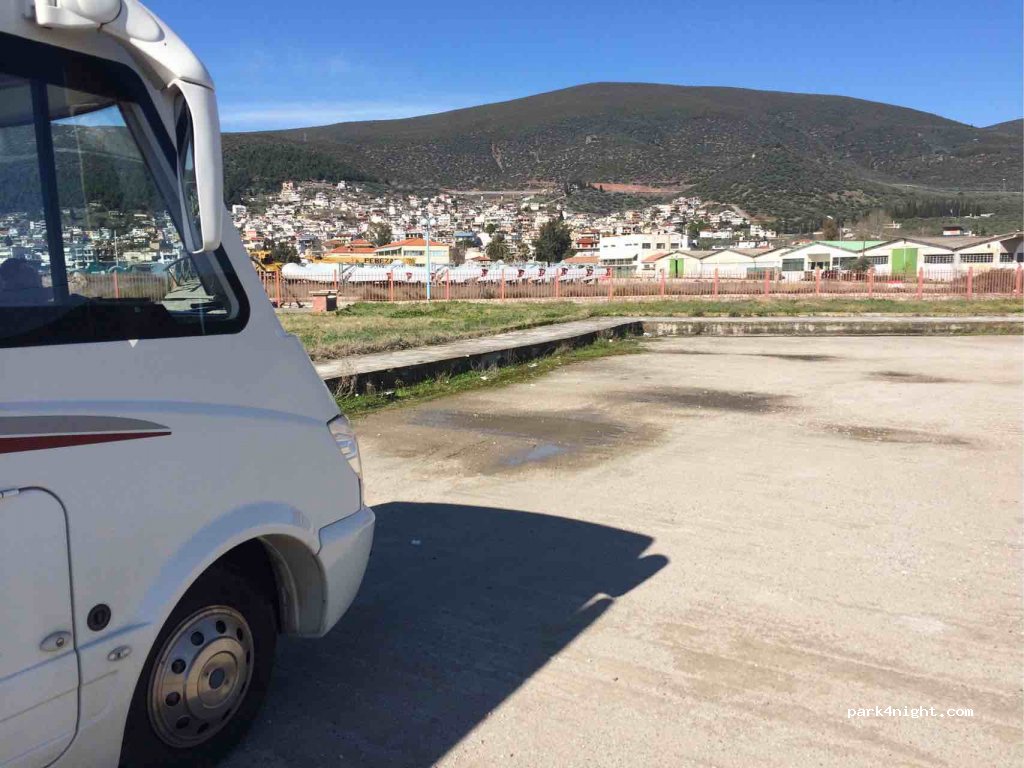 (353 00) Stilida - Palea Ethniki Odos Athinon Thessalonikis — foto