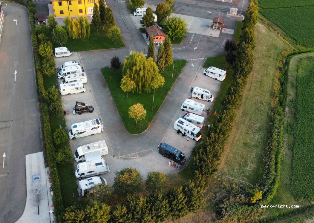Camper Club Mutina — foto