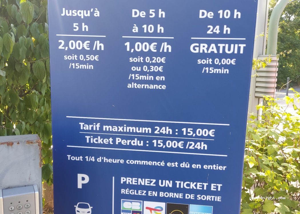 (92310) Sèvres - 2 Rue de Saint-Cloud — foto 3
