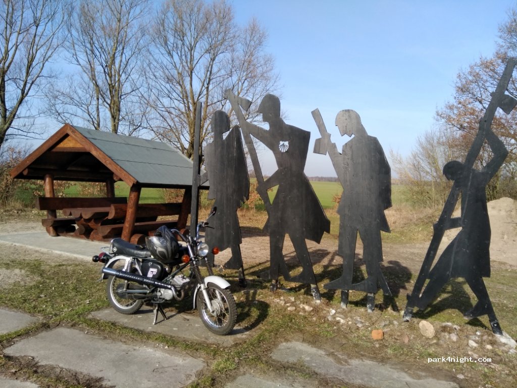 (16321) Bernau bei Berlin - 2 Ernst-Thälmann-Straße — foto