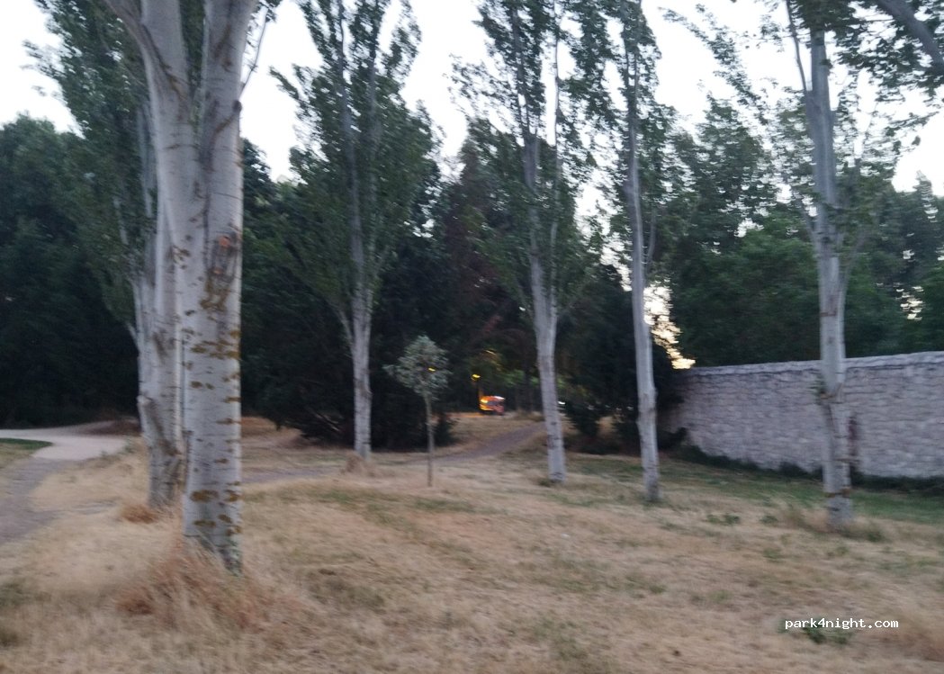 (09001) Burgos - 3 Calle Batalla Navas de Tolosa — foto 4