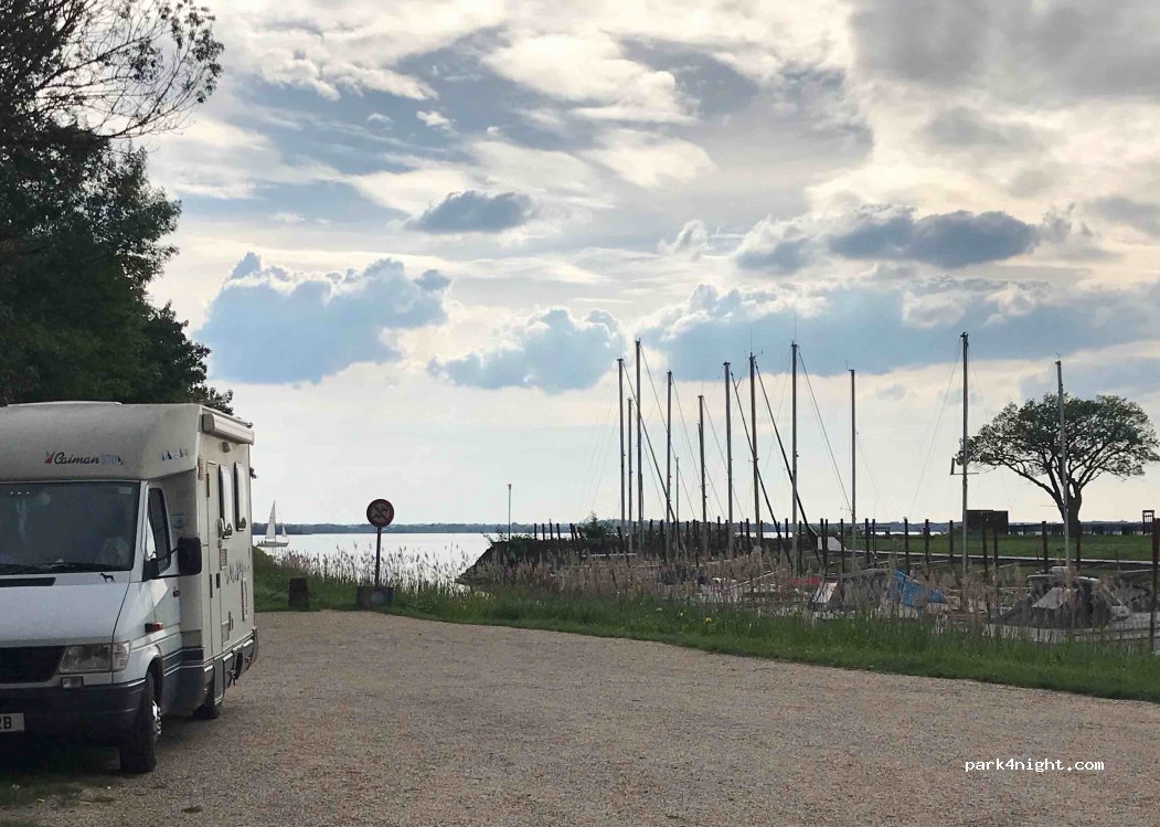 (33390) Plassac - 11 Rue du Port — foto 2