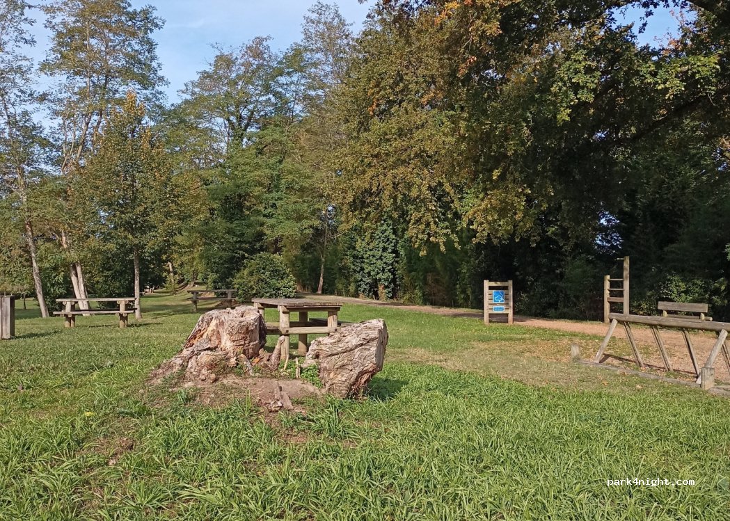 (40190) Villeneuve-de-Marsan - 22 Rue de la Folle Blanche — foto 3