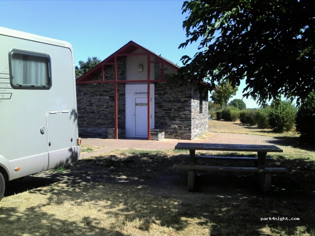 (49123) Champtocé-sur-Loire - D723 — foto