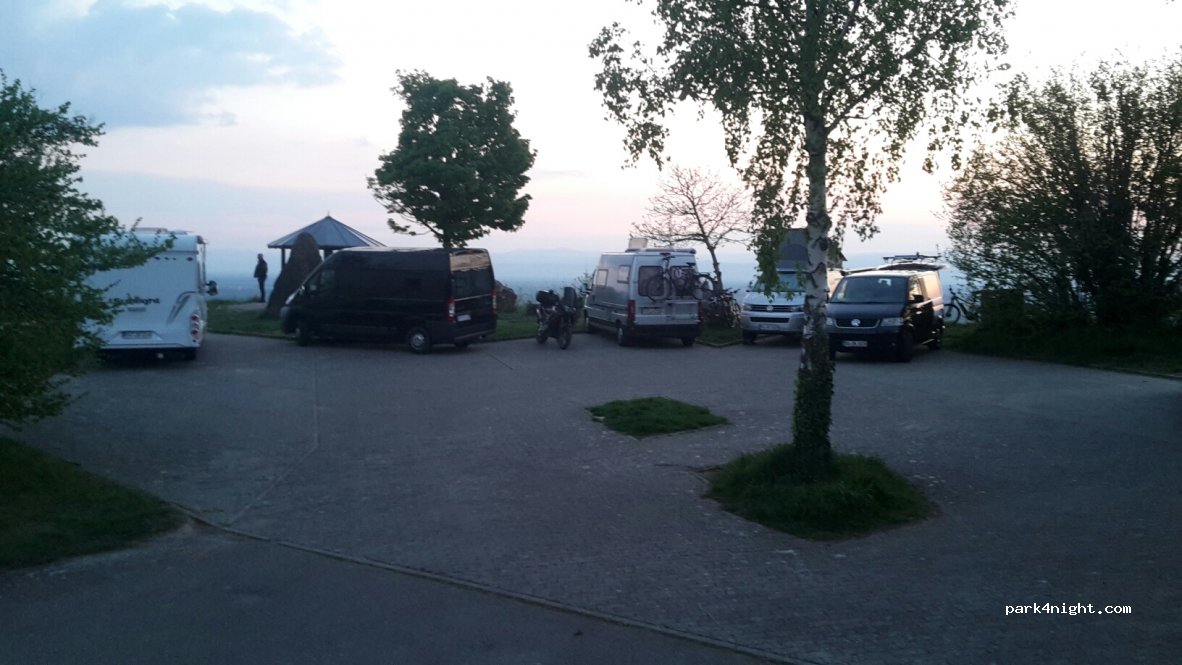 (79235) Vogtsburg im Kaiserstuhl - Unnamed Road — foto 3