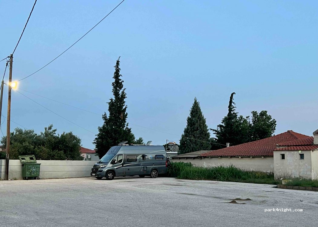 (671 00) Lefkopetra - Unnamed Road — foto 4