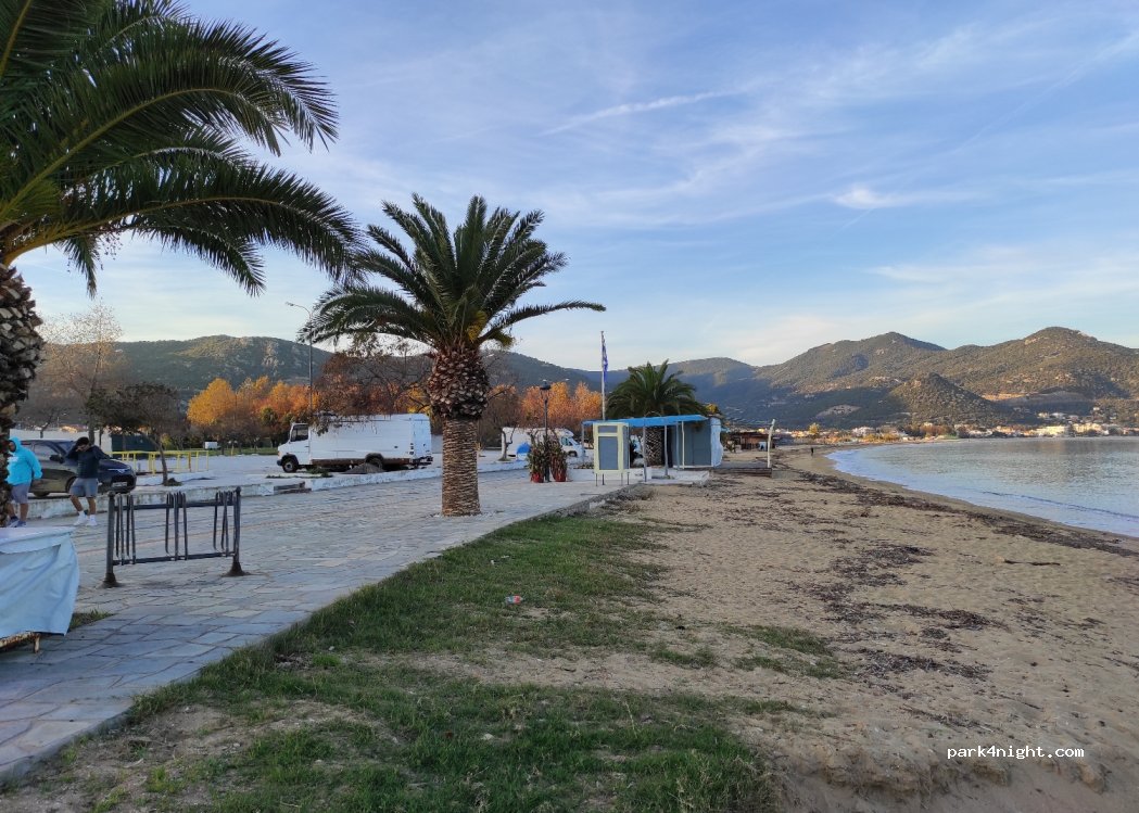 (640 07) Eleftheres - Eparchiaki Odos Neas Iraklitsas - Neas Peramou — foto 3