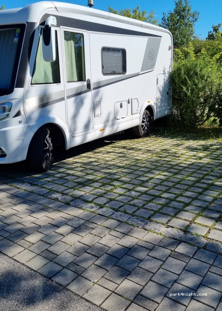 (84453) Mühldorf am Inn - 21 Innstraße — foto