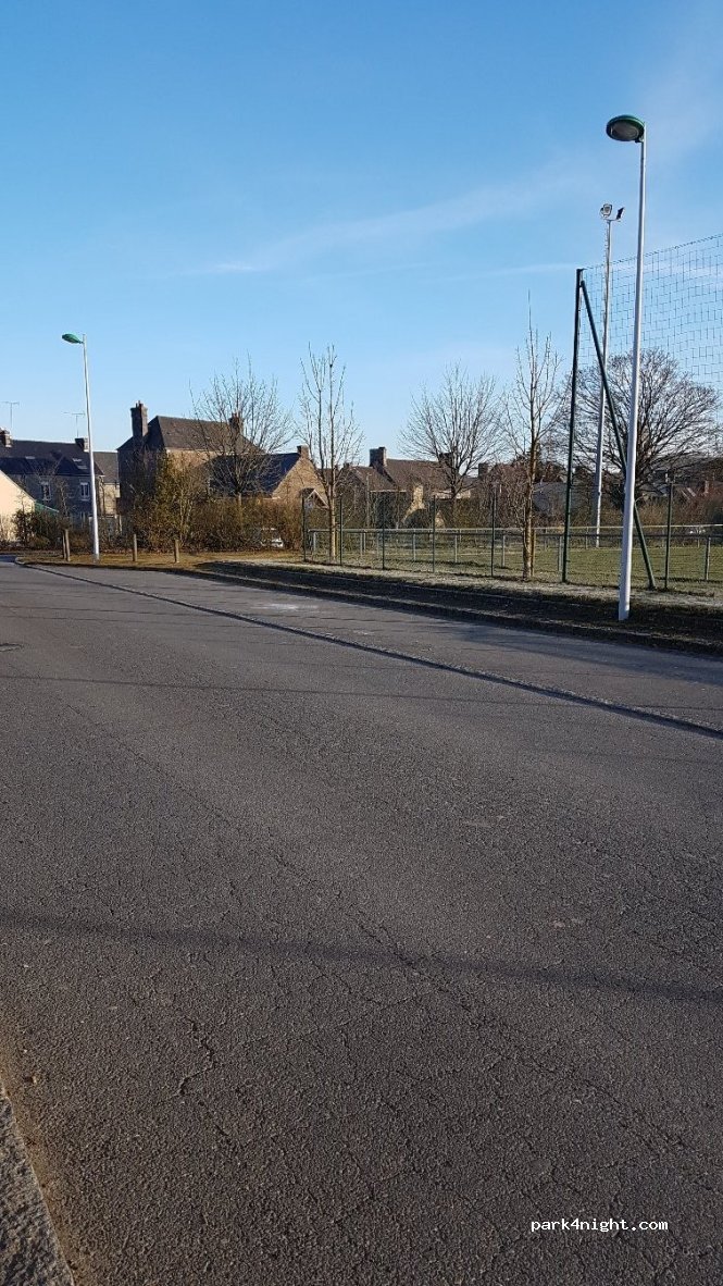 (35133) Parigné - 23A Rue de la Mairie — foto