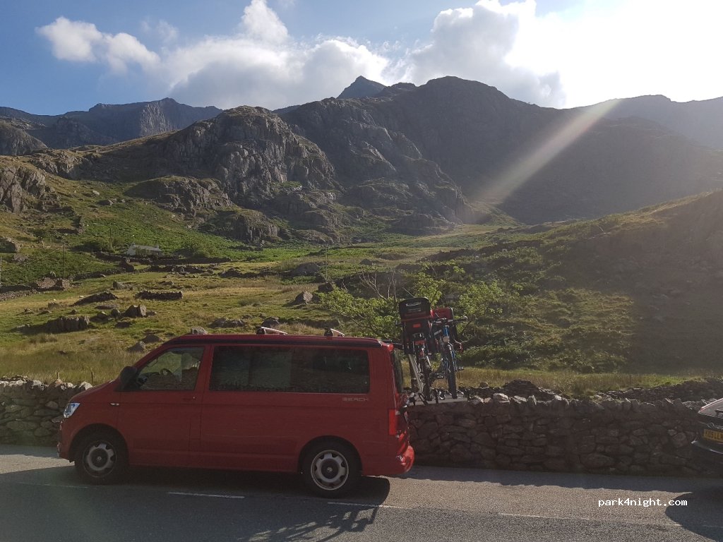 (LL55) Caernarfon - A4086 — foto