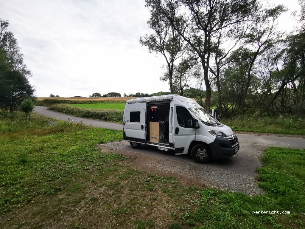 (330 38) Krsy - Unnamed Road — foto 3