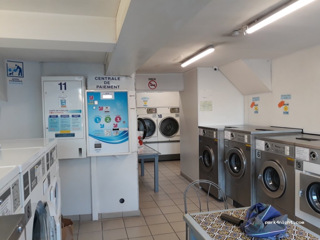 (14600) Honfleur - 40 Rue de la Chaussée — foto 2