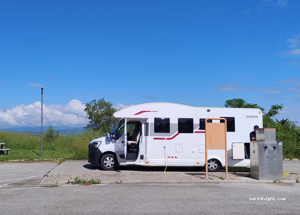 Area Sosta Camper Pomarance — foto 5