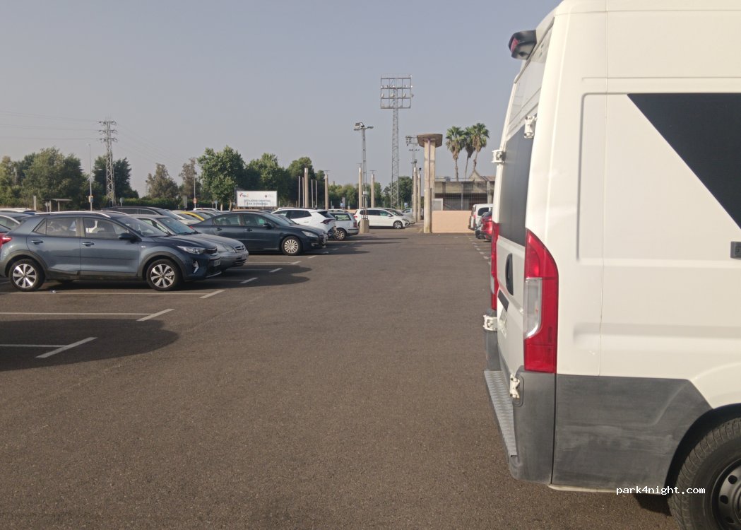 (06011) Badajoz - Calle José Miguel Sánchez — foto 3