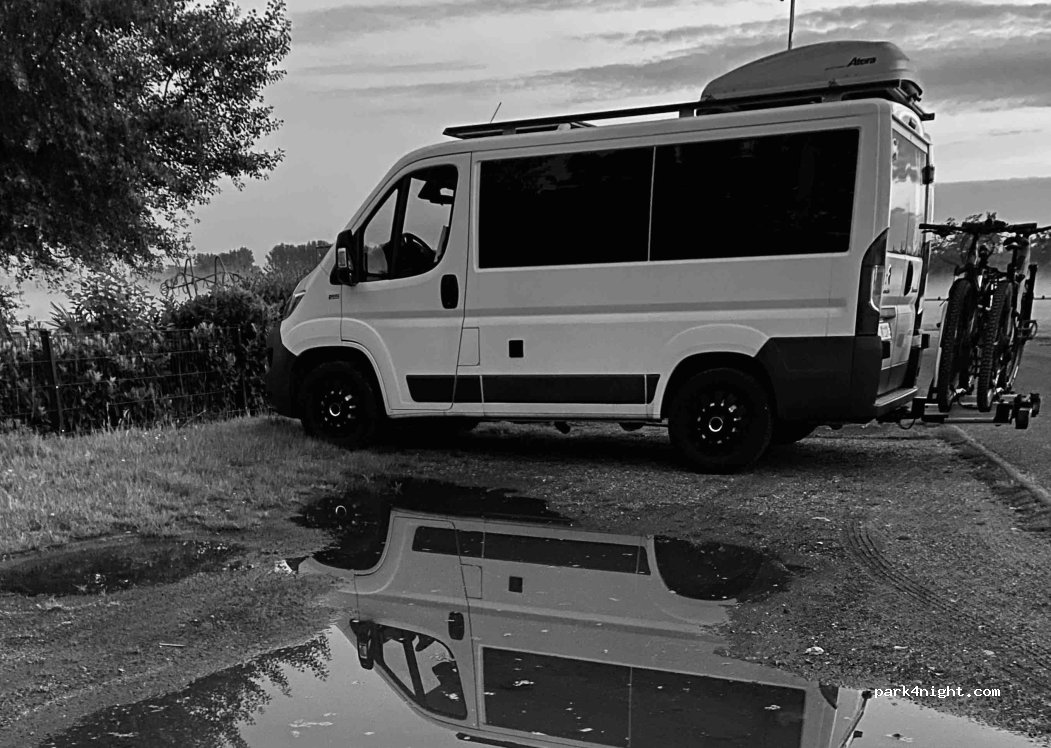 (51373) Leverkusen - Knochenbergsweg — foto 4