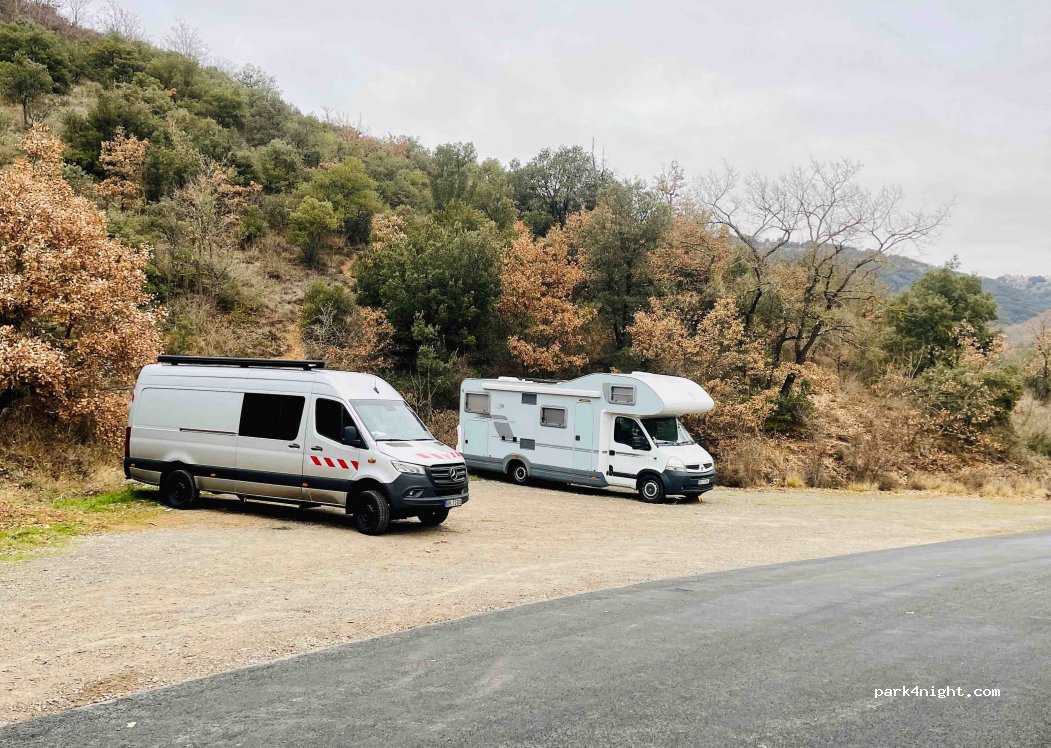 (12100) Millau - D41 — foto 3