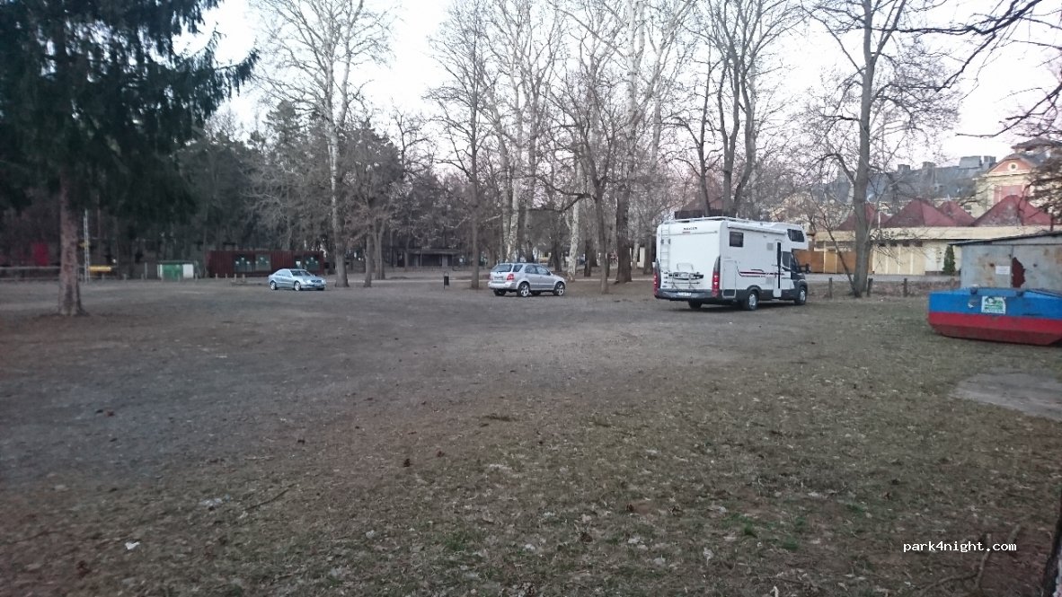 (4431) Nyíregyháza - 76 Sóstói út — foto