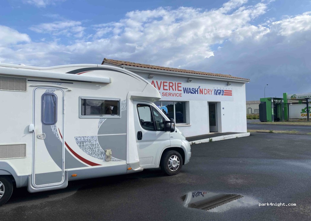 (16260) Chasseneuil-sur-Bonnieure - — foto 3