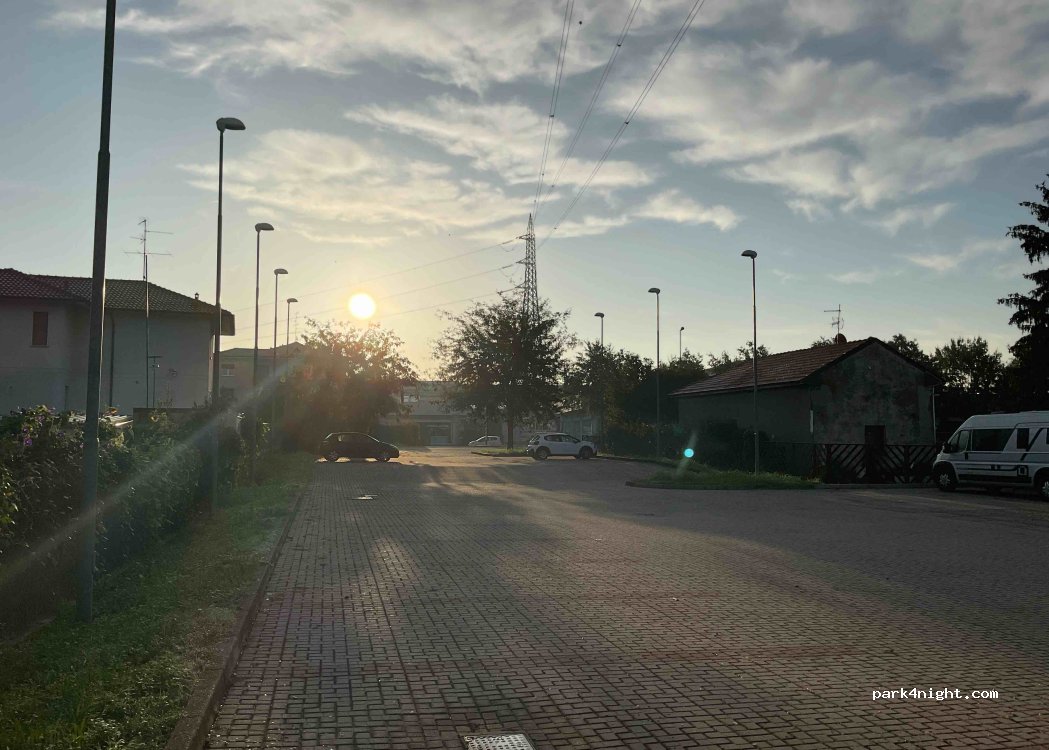 (20833) Giussano - 104 Strada Provinciale 9 — foto 3