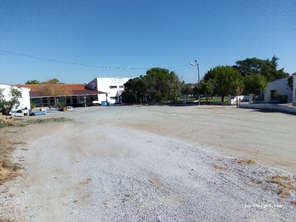 (7220) Alqueva - 45 Rua de Moura — foto