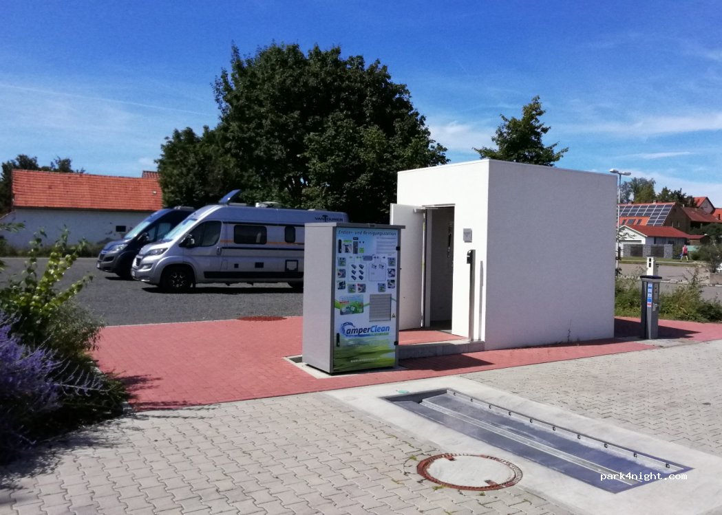 (97631) Bad Königshofen im Grabfeld - 36 Thüringer Straße — foto