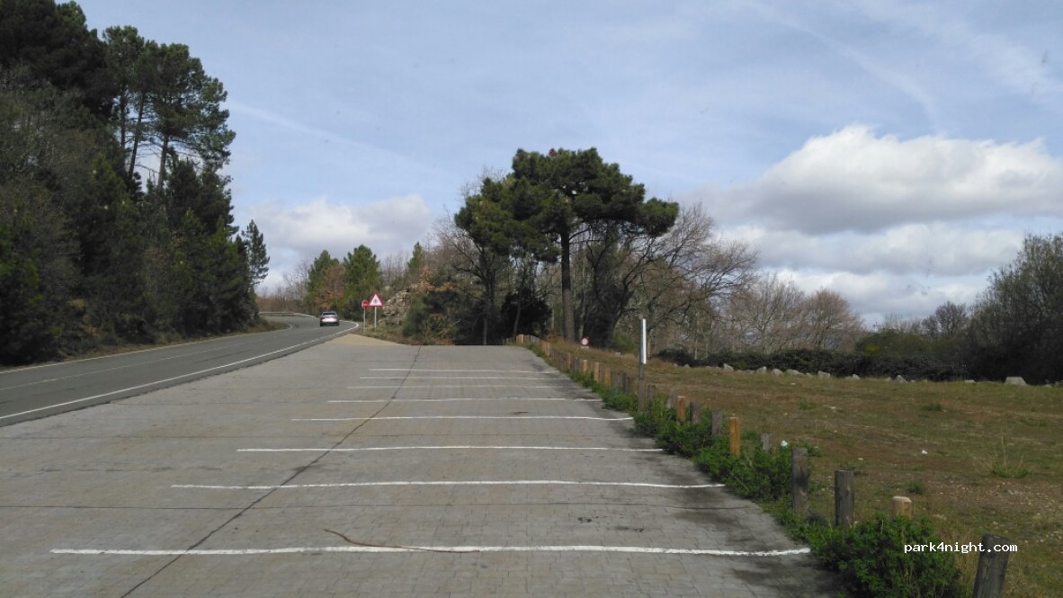 (37619) Monforte de la Sierra - Unnamed Road — foto 2