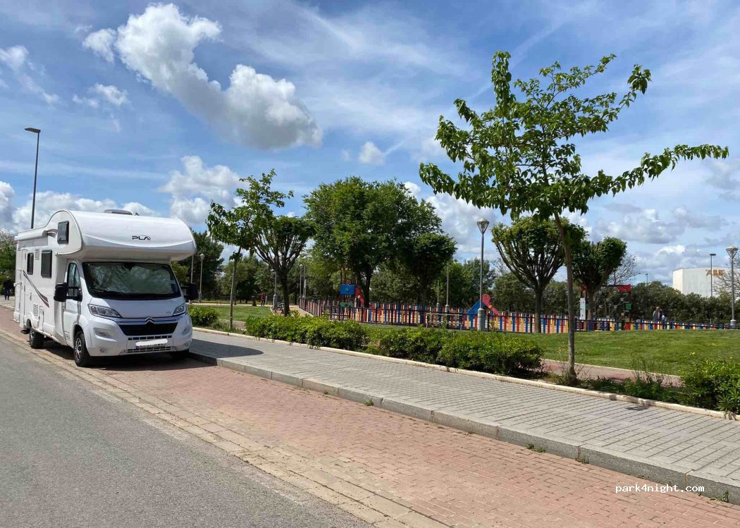 (14005) Córdoba - 18 Prolongacion Avenida de Manolete — foto 3