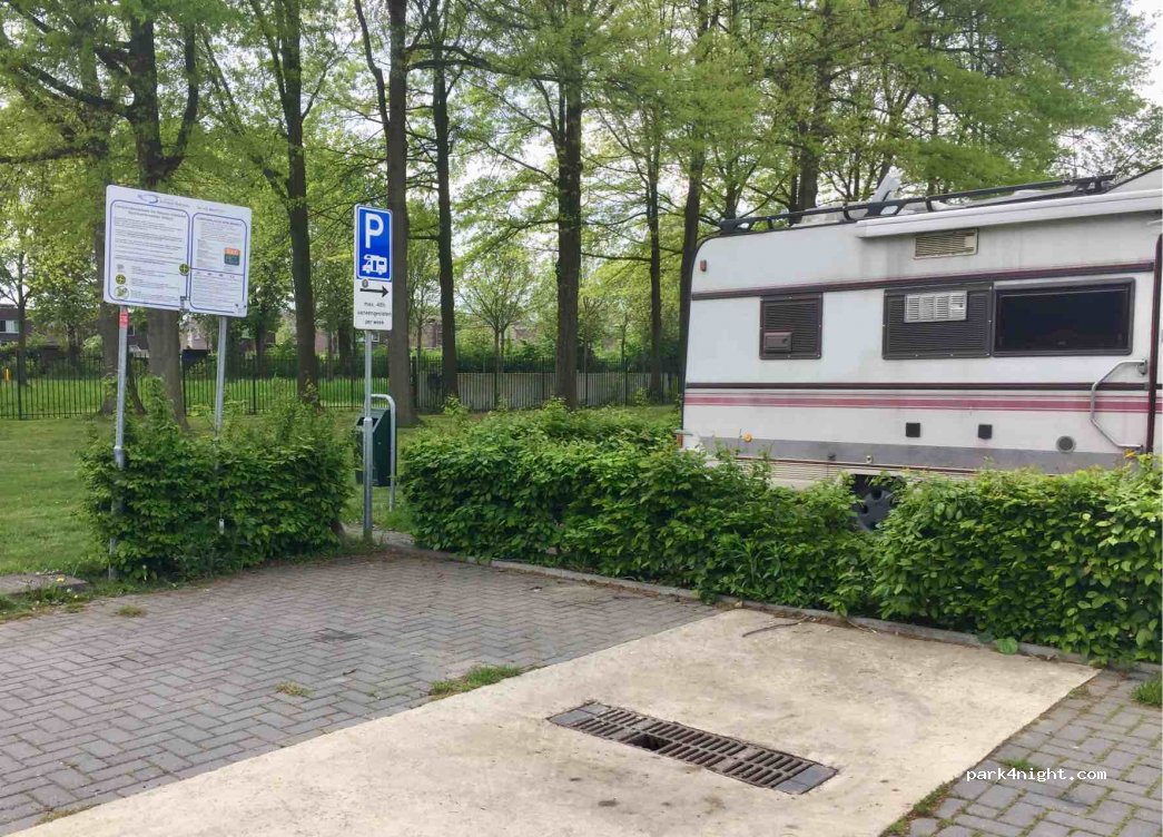 (6136 TJ) Sittard - Sportcentrumlaan 9 — foto