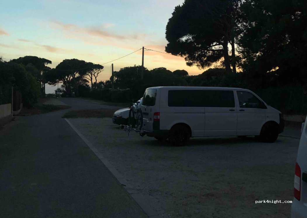 (83400) Hyères - 109 Chemin de Thalassa — foto 3