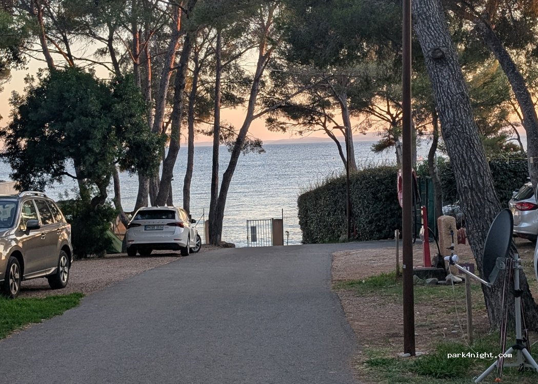 Camping La Plage du Dramont — foto 5