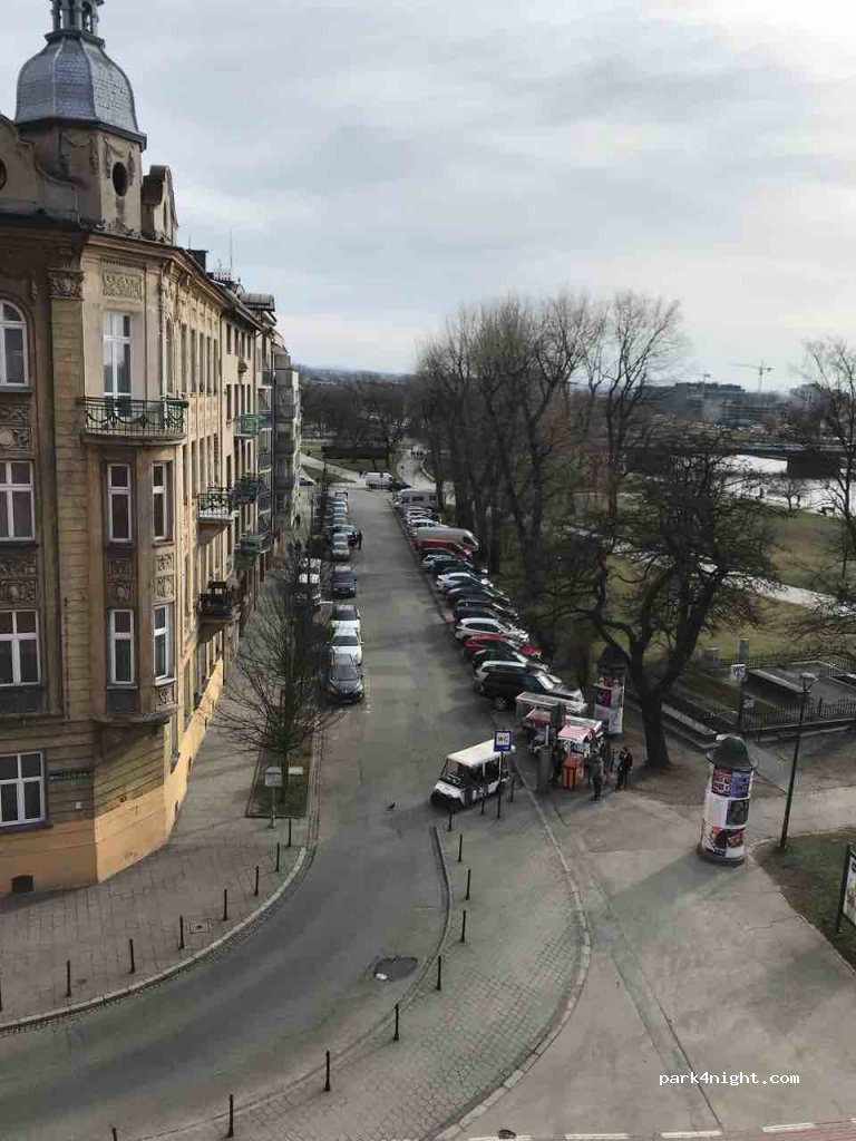 (33-332) Kraków - 8 Smocza — foto 2