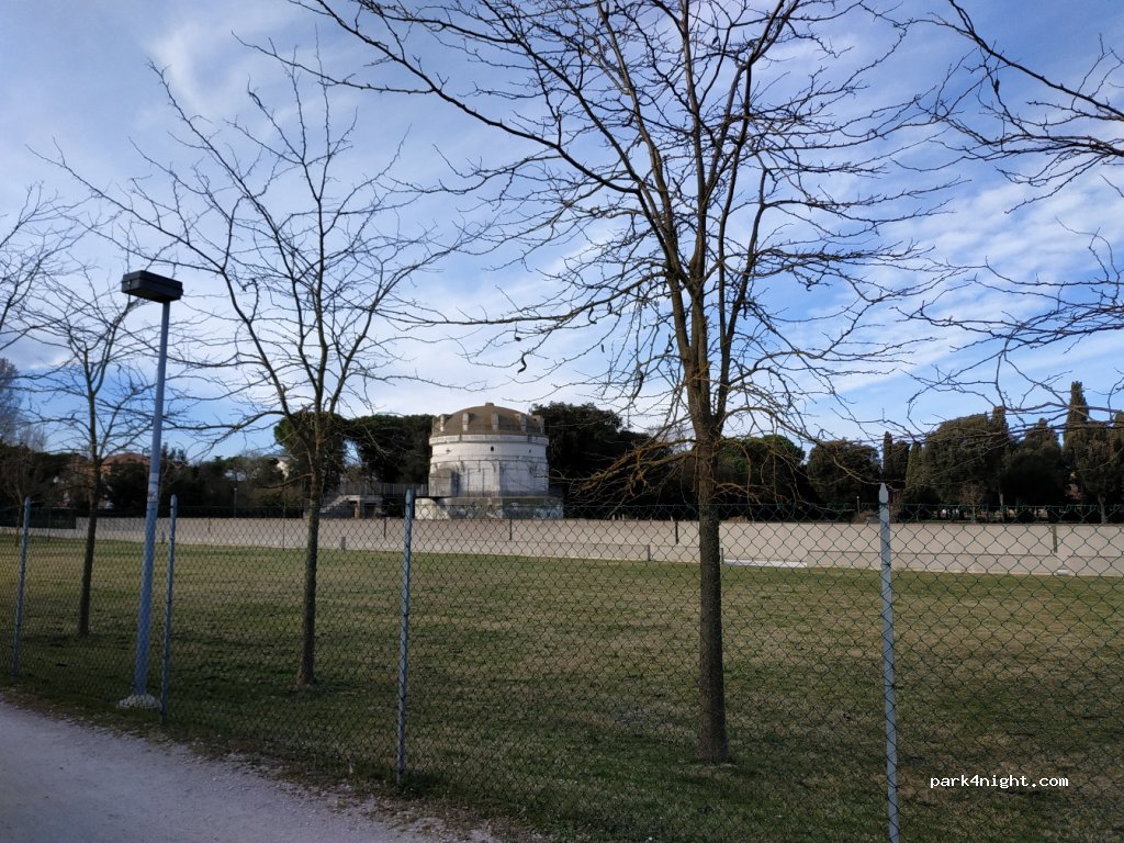 (48122) Ravenna - 14 Via Pomposa — foto 2