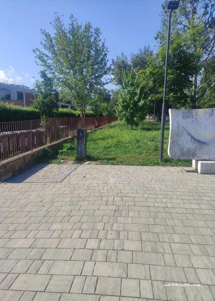 (55100) Lucca - 125 Piazza Moro Aldo — foto 4