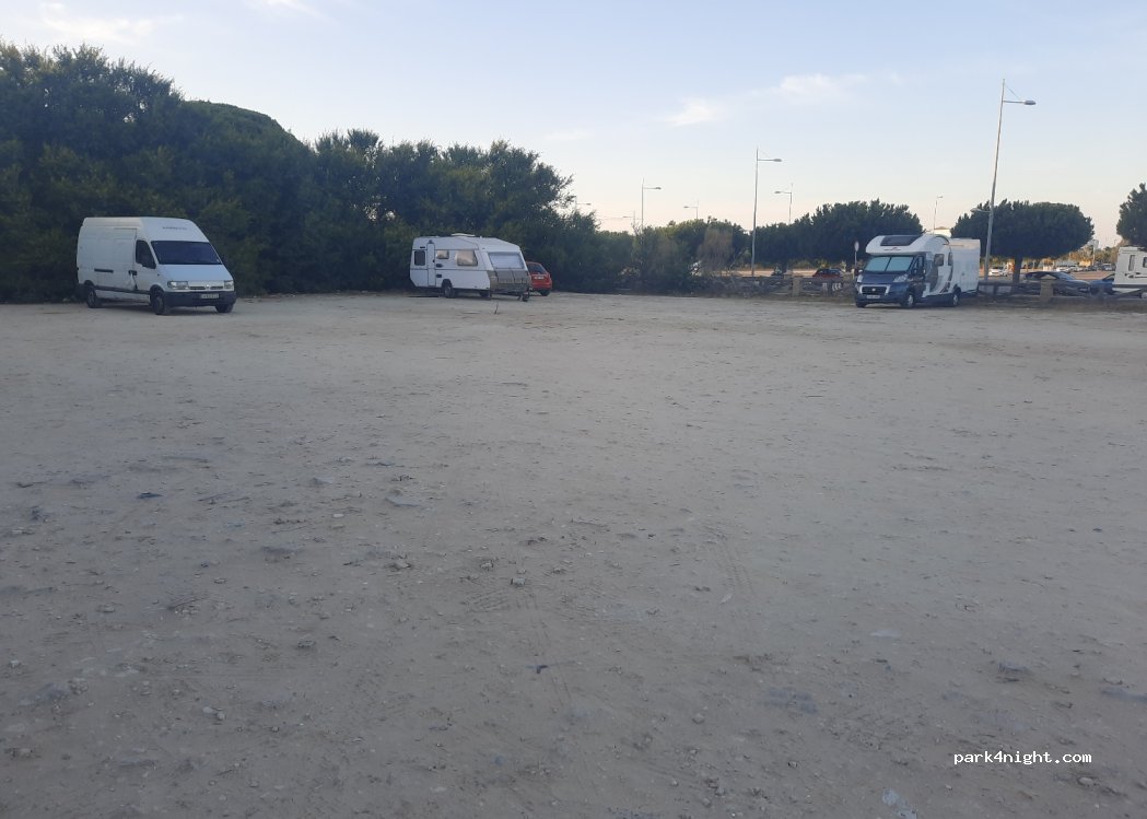(11520) Rota - 65 Avenida de la Diputación — foto 2