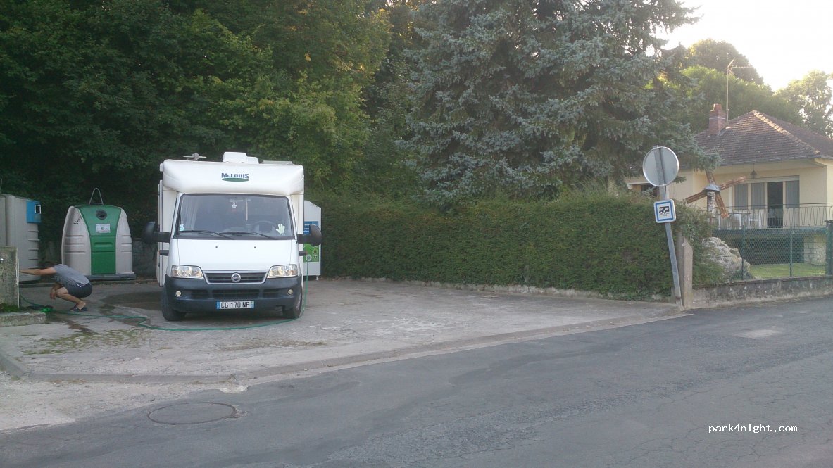 Aire communale Villaines-les-Rochers — foto