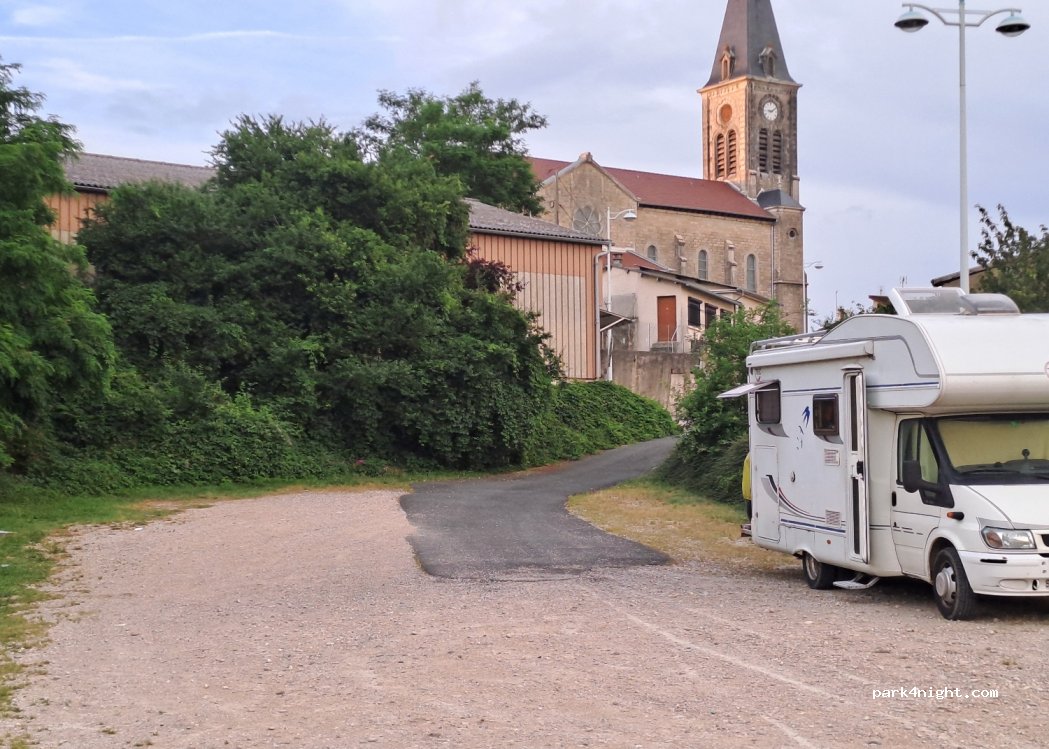 (01500) Château-Gaillard - Route de la Tour — foto 3