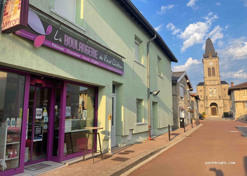 (01500) Château-Gaillard - Route de la Tour — foto 4