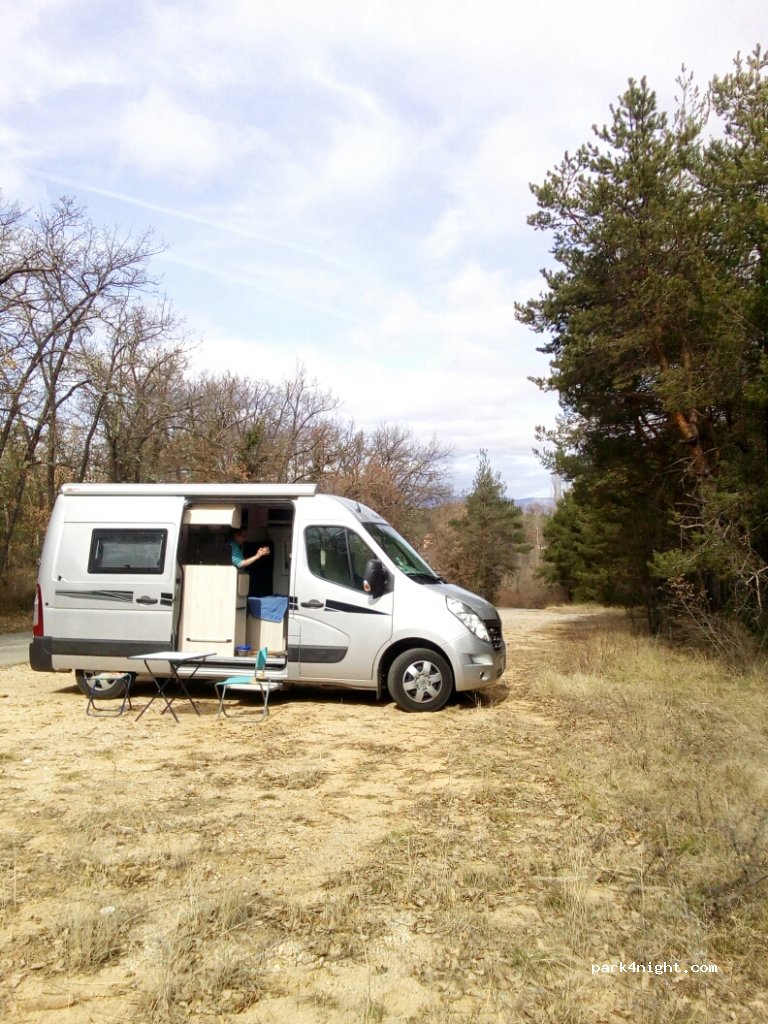 (04300) Niozelles - Route de Niozelles — foto