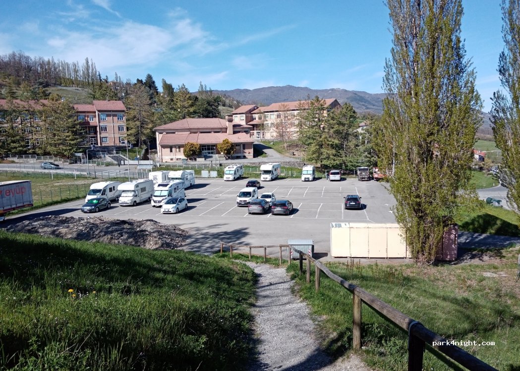 (43032) Bardi - 9 Via Vittorio Veneto — foto 4