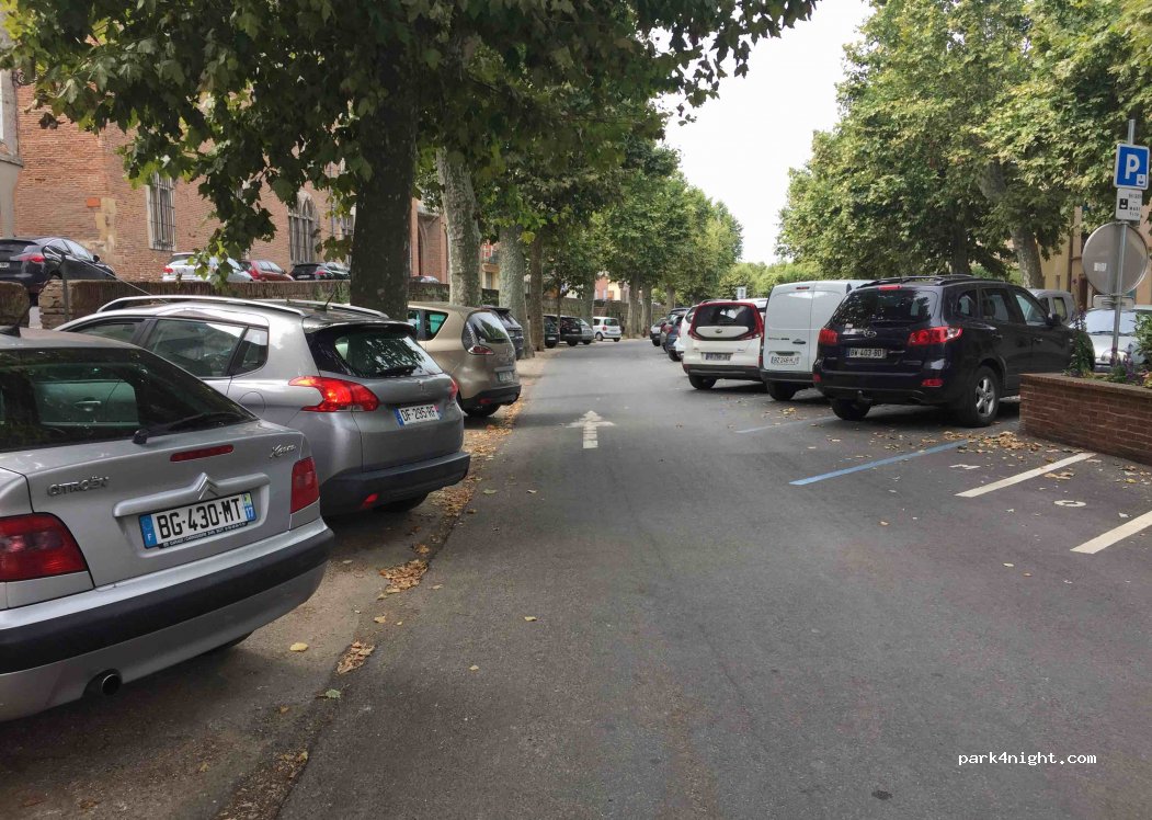 (81800) Rabastens - 23-31 Quai de la Libération — foto 2