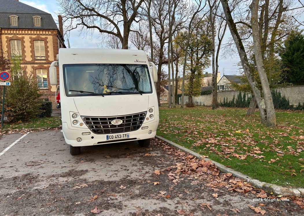 (27130) Verneuil-sur-Avre - 33-85 Avenue André Chasles — foto 5