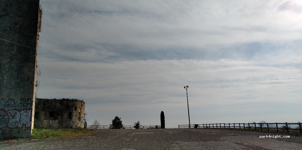 (37128) Verona - 36a Viale dei Colli — foto 2