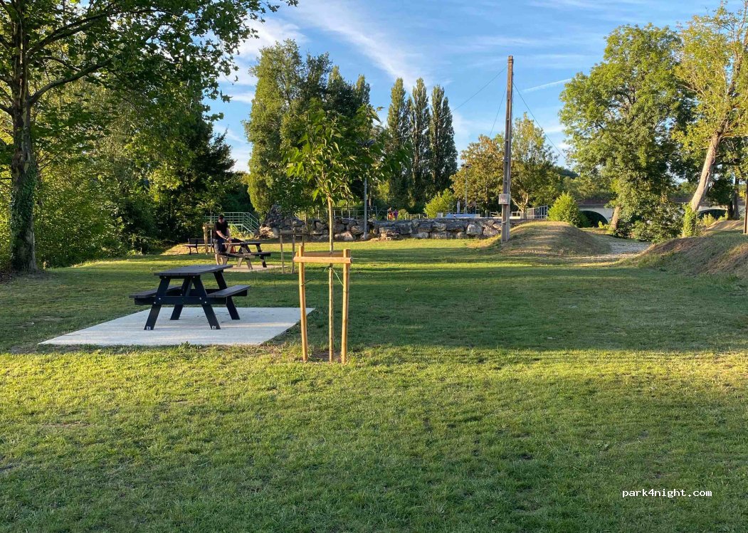 (24110) Saint-Léon-sur-l'Isle - D41E2  Impasse de l Ecluse — foto 2