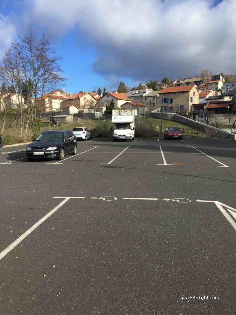 (43200) Yssingeaux - 40 Rue Alsace Lorraine — foto 2